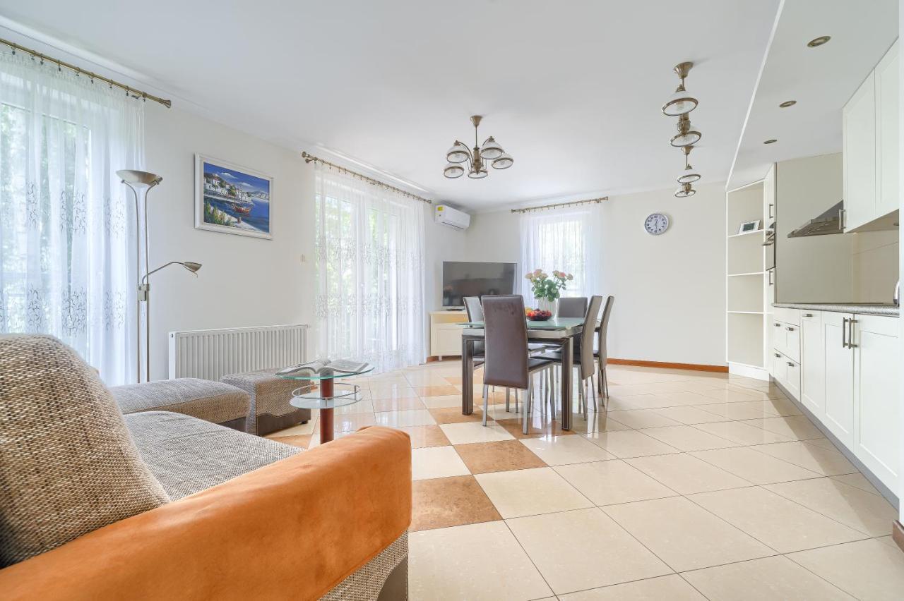 Apartamenty Bursztynowe Komnaty Darlowko Esterno foto