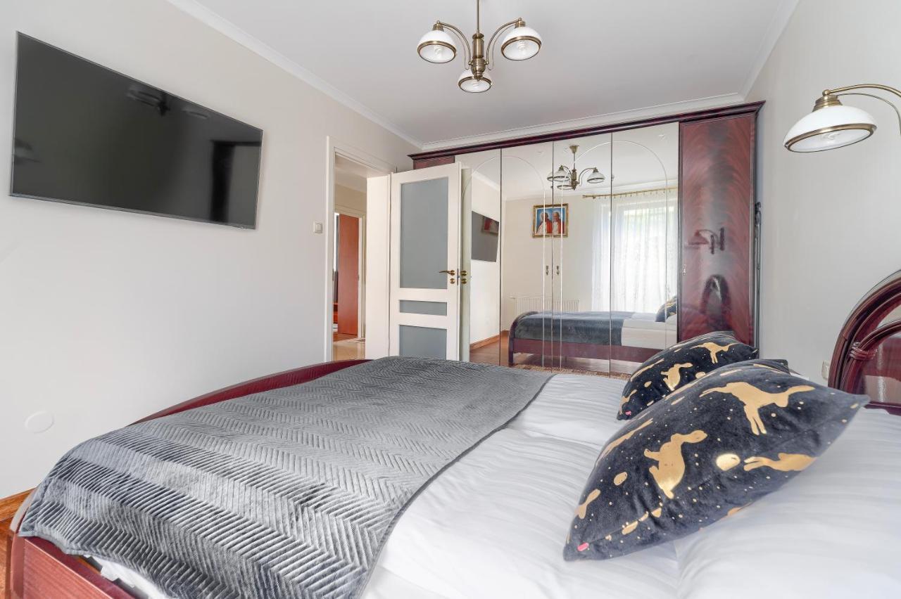 Apartamenty Bursztynowe Komnaty Darlowko Esterno foto