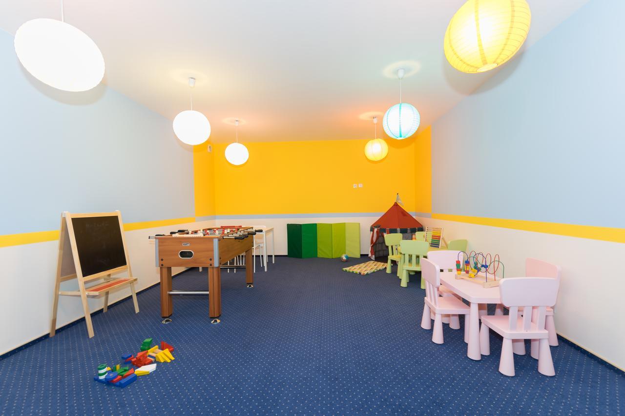 Apartamenty Bursztynowe Komnaty Darlowko Esterno foto