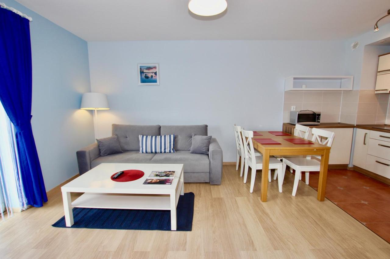 Apartamenty Bursztynowe Komnaty Darlowko Esterno foto